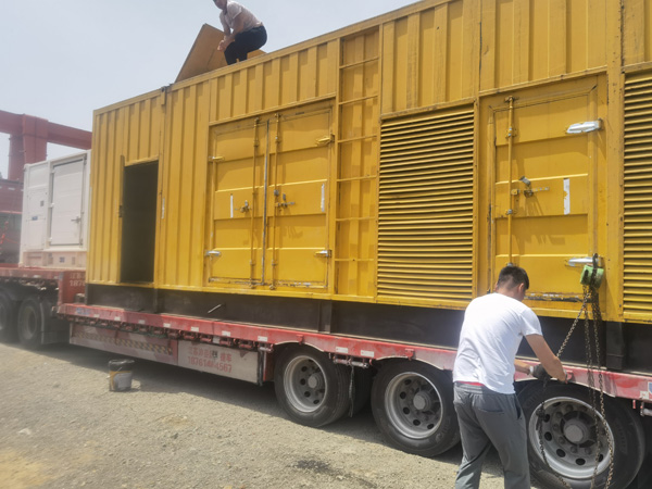 保亭发电机出租100KW发电机需要什么规格的电缆线？