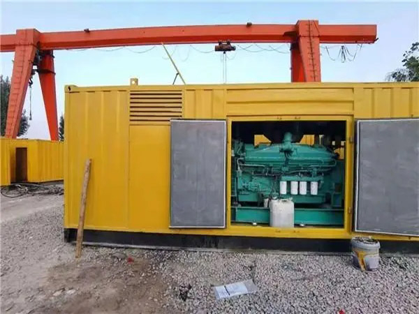 保亭冬季低温环境下，500KW发电机组应该选择什么类型的启动电瓶？